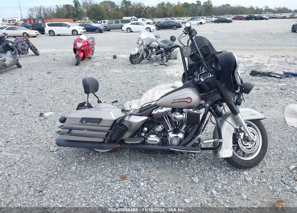 2007 HARLEY-DAVIDSON FLHT CLASSIC VIN: 1HD1FF4157Y638733