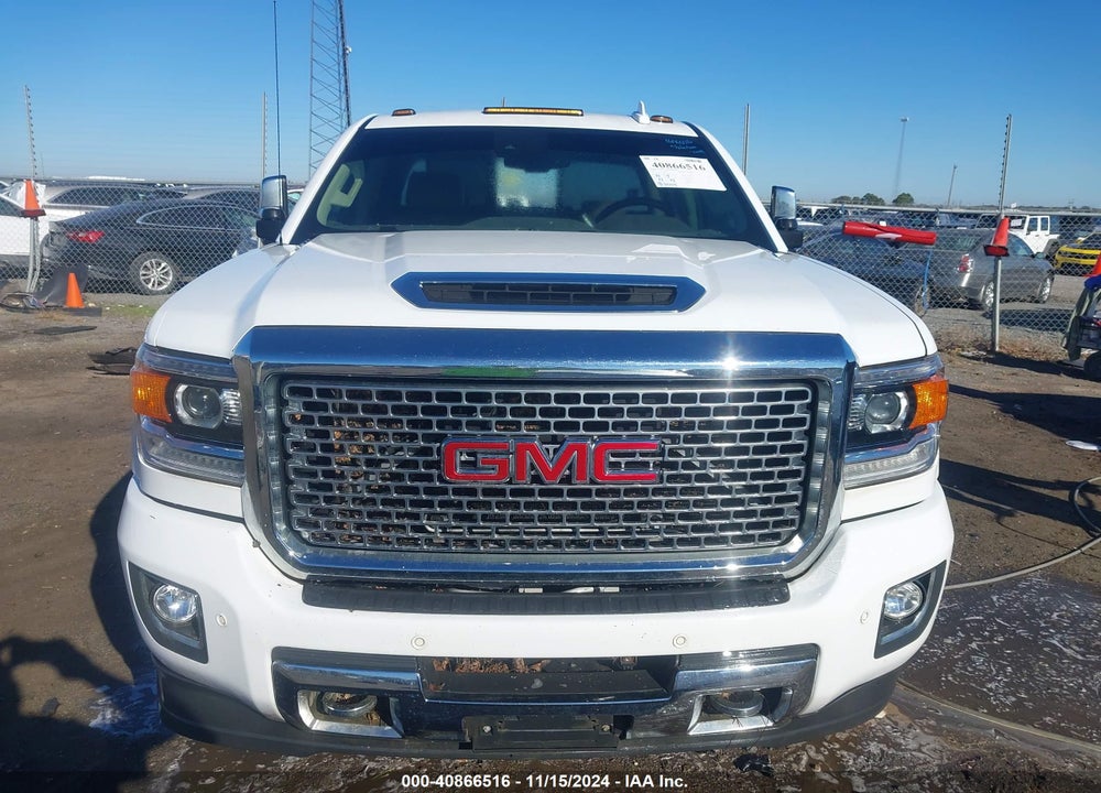 2017 GMC SIERRA 2500HD DENALI VIN: 1GT12UEY5HF234583