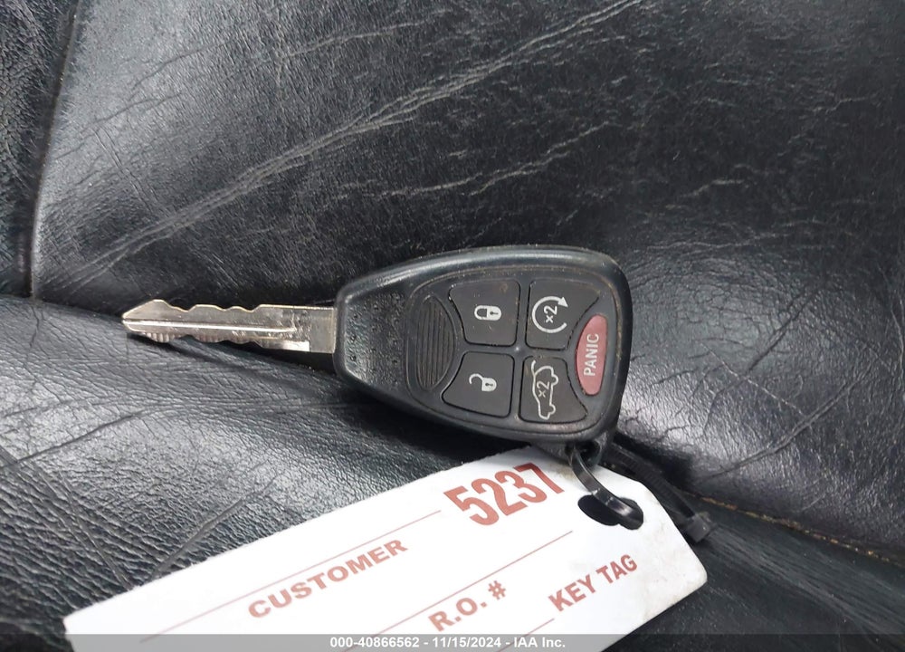 2012 CHRYSLER 200 LIMITED VIN: 1C3CCBCG8CN281422