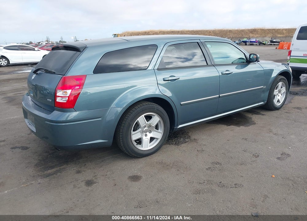 2005 DODGE MAGNUM SE VIN: 2D4FV48V25H660825