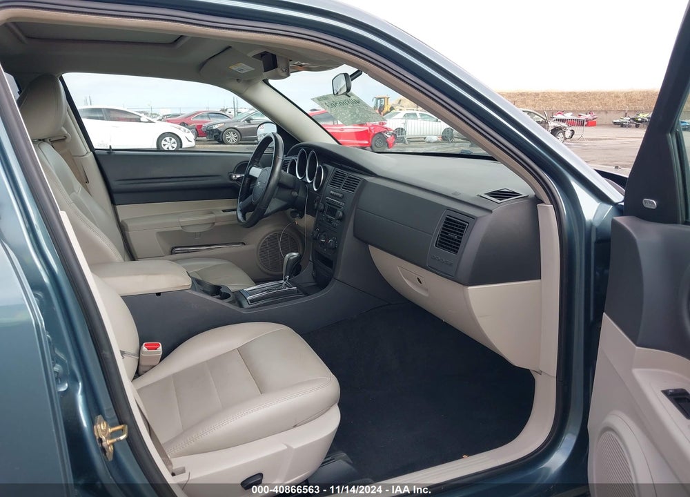 2005 DODGE MAGNUM SE VIN: 2D4FV48V25H660825