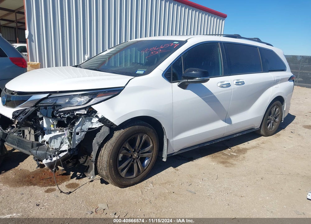 2024 TOYOTA SIENNA XSE VIN: 5TDCSKFC8RS124497