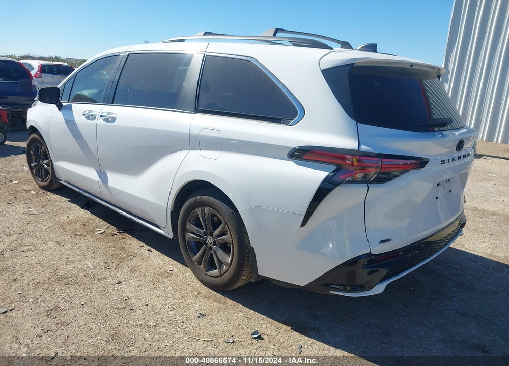 2024 TOYOTA SIENNA XSE VIN: 5TDCSKFC8RS124497