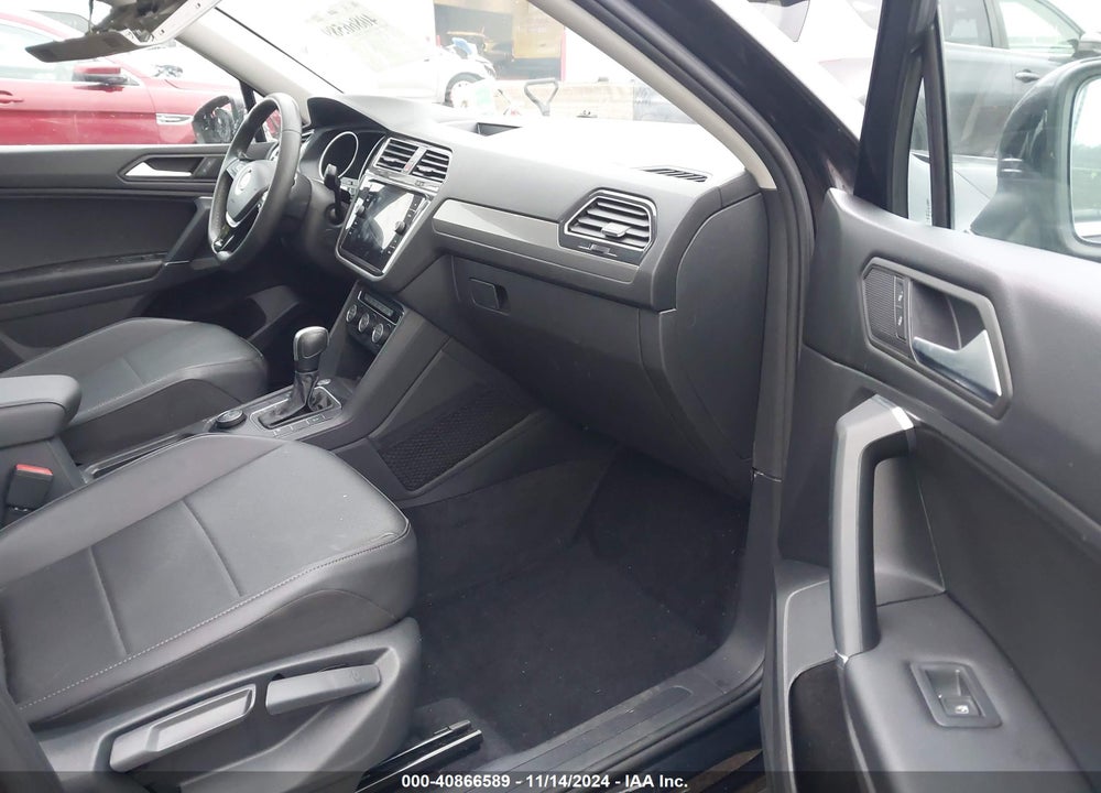 2020 VOLKSWAGEN TIGUAN 2.0T SE/2.0T SE R-LINE BLACK/2.0T SEL VIN: 3VV2B7AXXLM103114