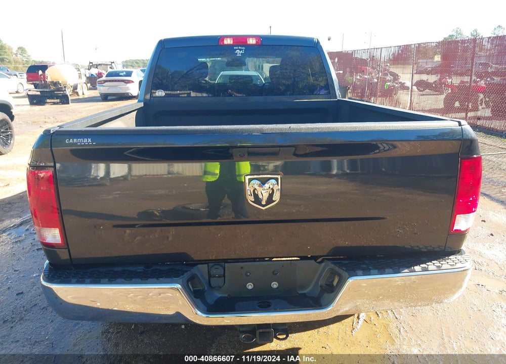 2019 RAM 1500 CLASSIC TRADESMAN 4X2 6'4 BOX VIN: 1C6RR6FG8KS629234