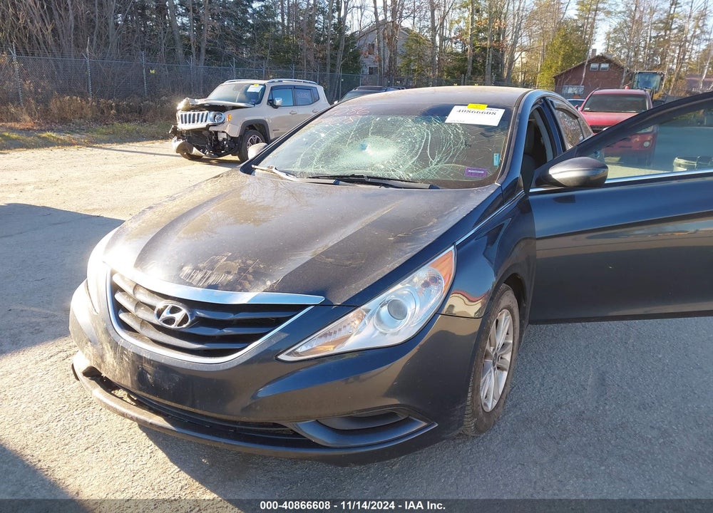 2013 HYUNDAI SONATA GLS VIN: 5NPEB4AC2DH691704