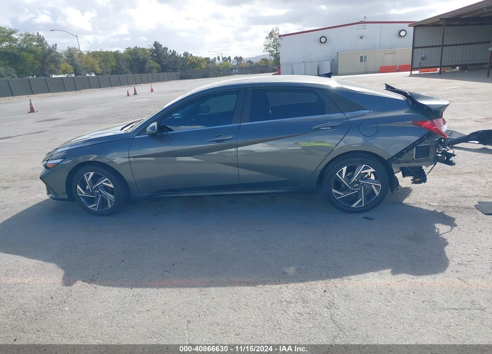2024 HYUNDAI ELANTRA VIN: KMHLN4DJ9RU115772
