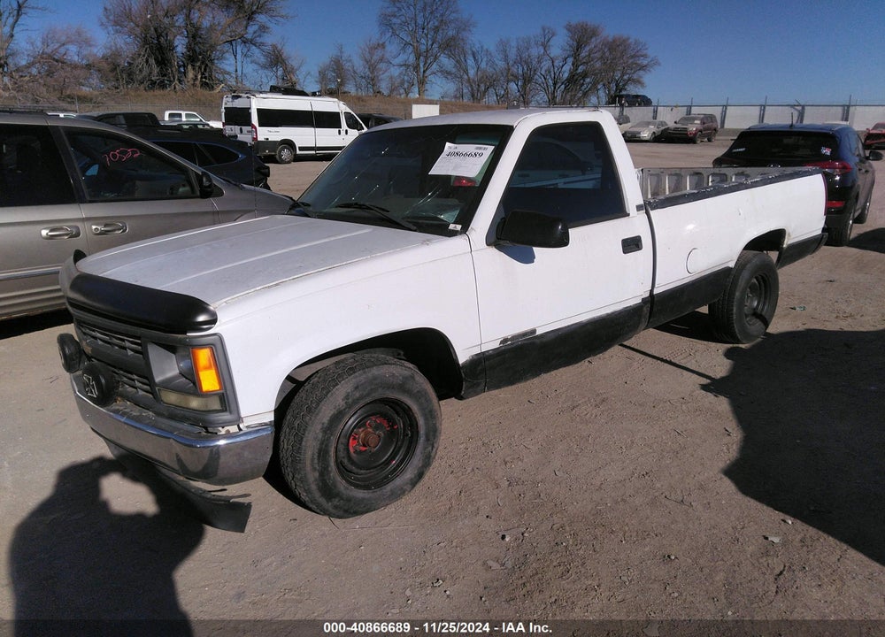 1996 CHEVROLET GMT-400 C1500 VIN: 1GCEC14R7TZ189855