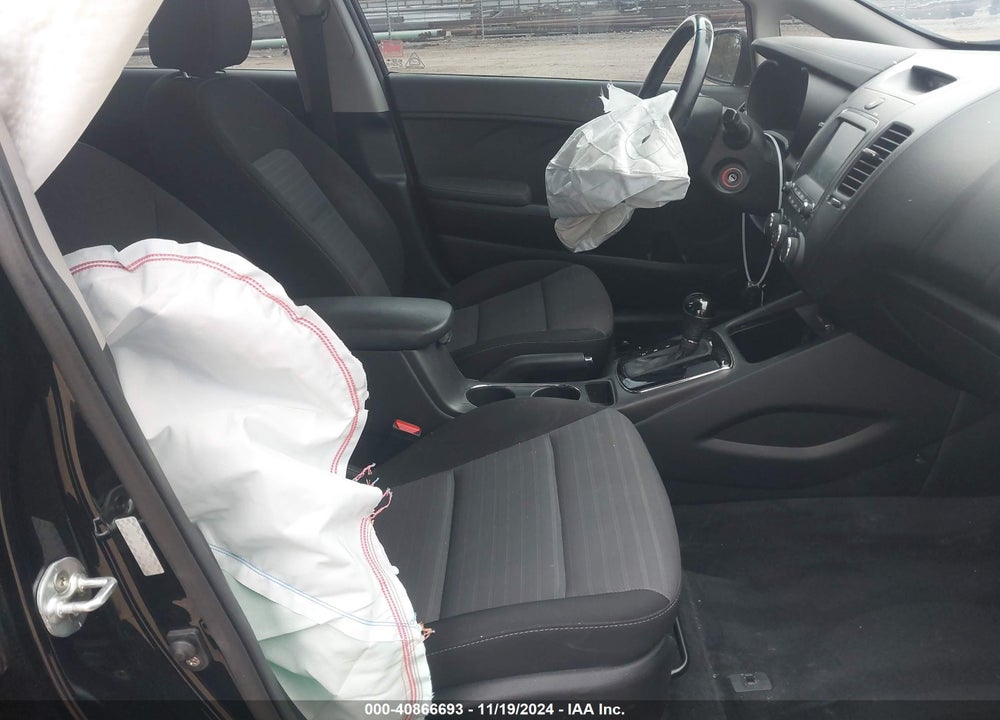 2017 KIA FORTE S VIN: 3KPFL4A74HE052349
