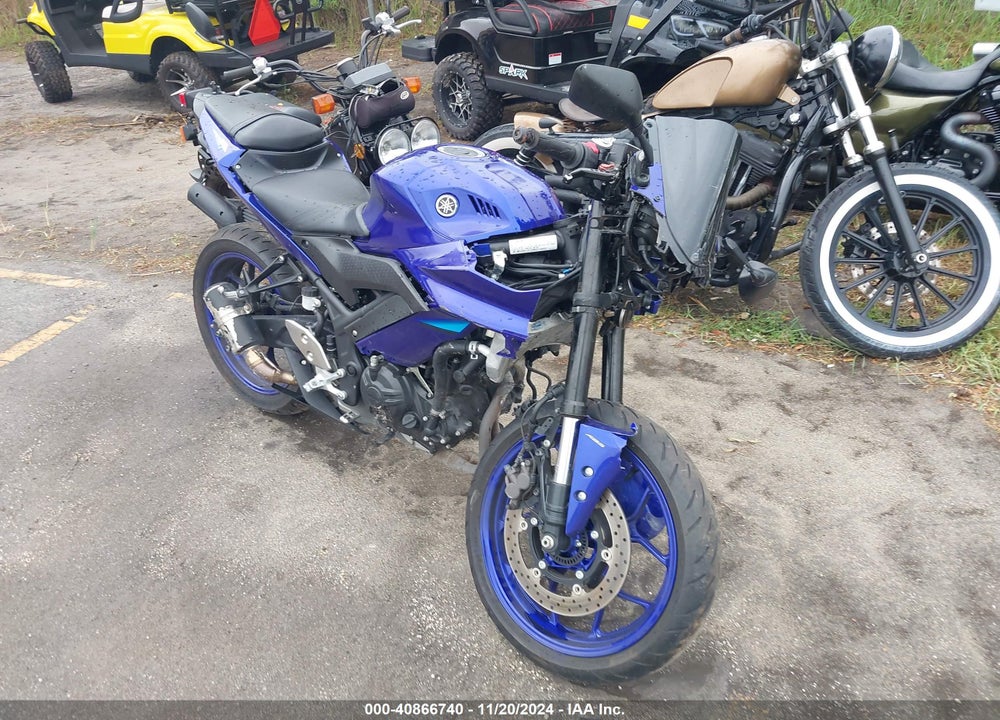 2024 YAMAHA YZFR3 A VIN: MH3RH18Y3RK013943