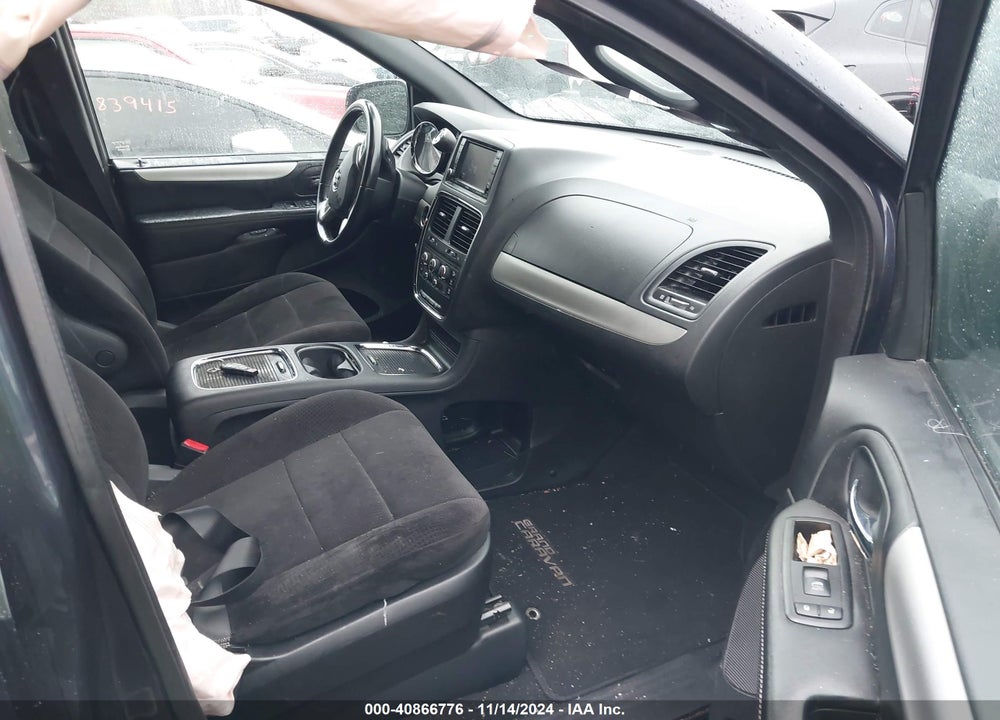 2014 DODGE GRAND CARAVAN VIN: 2C4RDGCG8ER103483