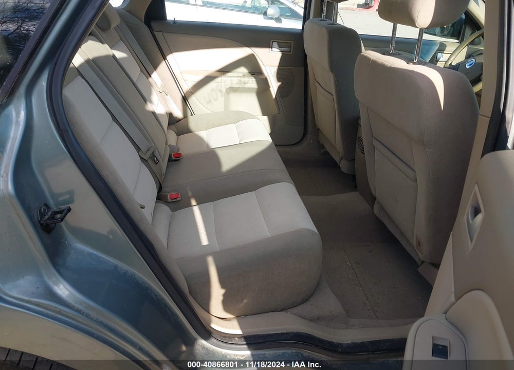 2005 MERCURY MONTEGO LUXURY VIN: 1MEFM40185G606822