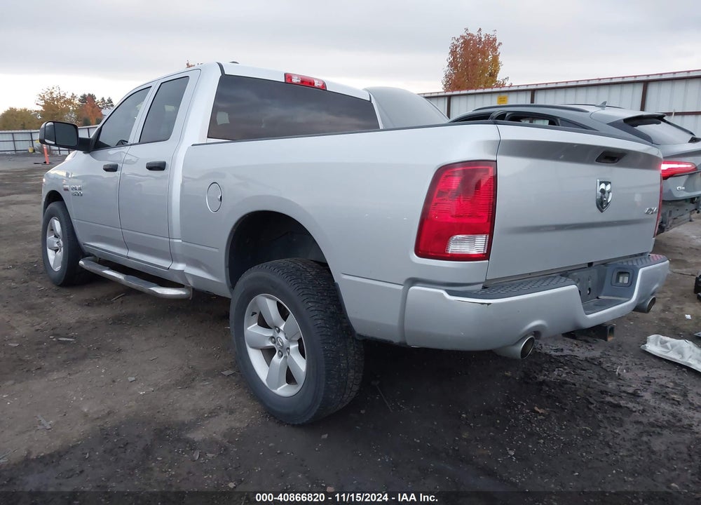 2016 RAM 1500 EXPRESS VIN: 1C6RR7FT0GS174132