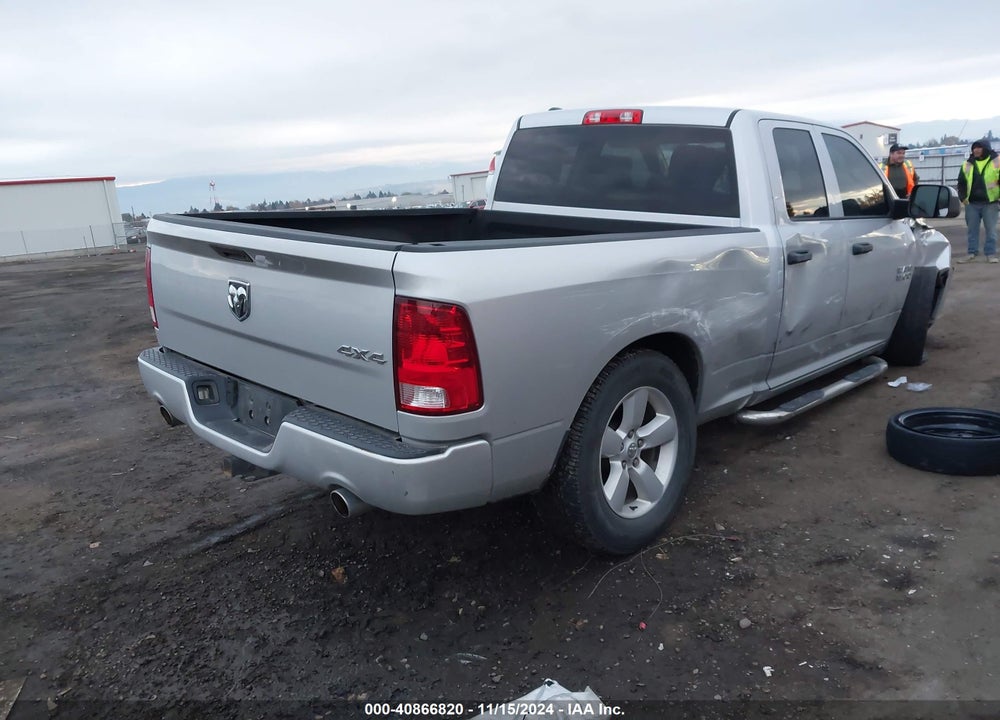 2016 RAM 1500 EXPRESS VIN: 1C6RR7FT0GS174132
