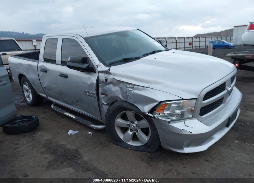 2016 RAM 1500 EXPRESS VIN: 1C6RR7FT0GS174132