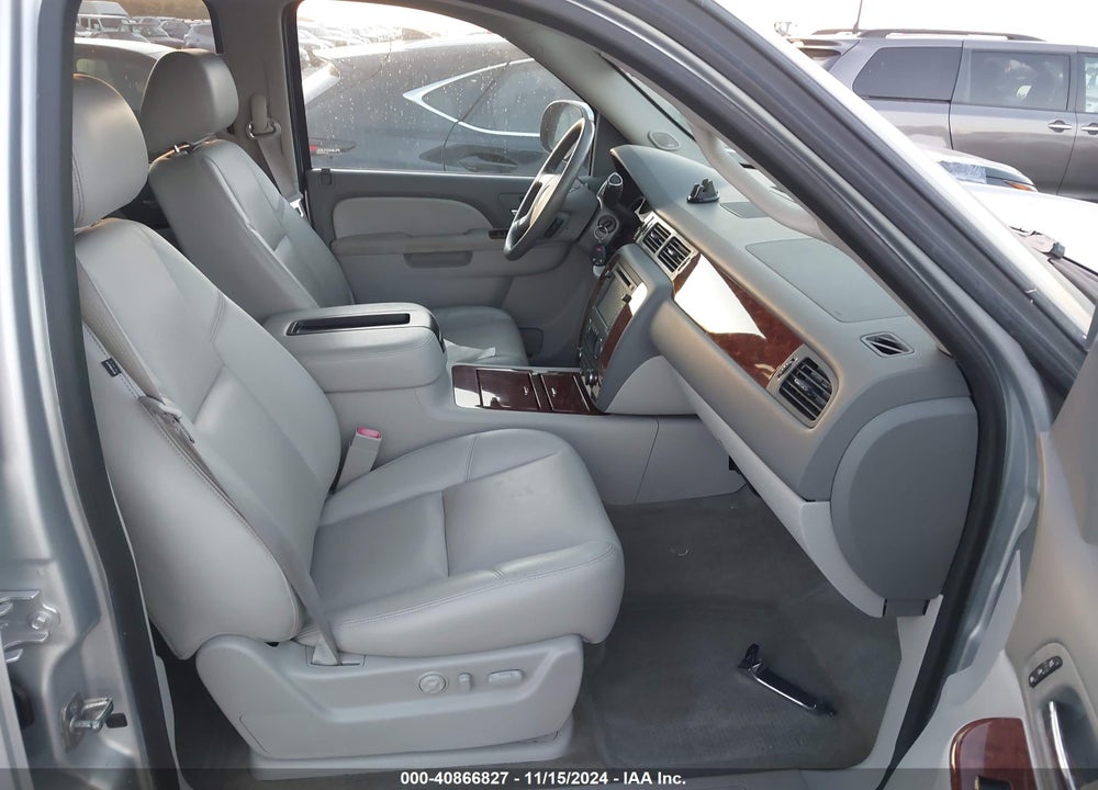 2013 CHEVROLET AVALANCHE LTZ VIN: 3GNMCGE09DG311414