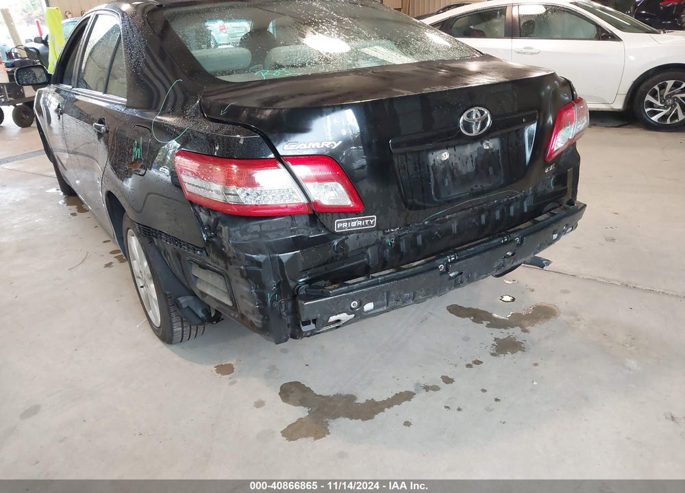 2011 TOYOTA CAMRY LE VIN: 4T1BF3EK3BU150484