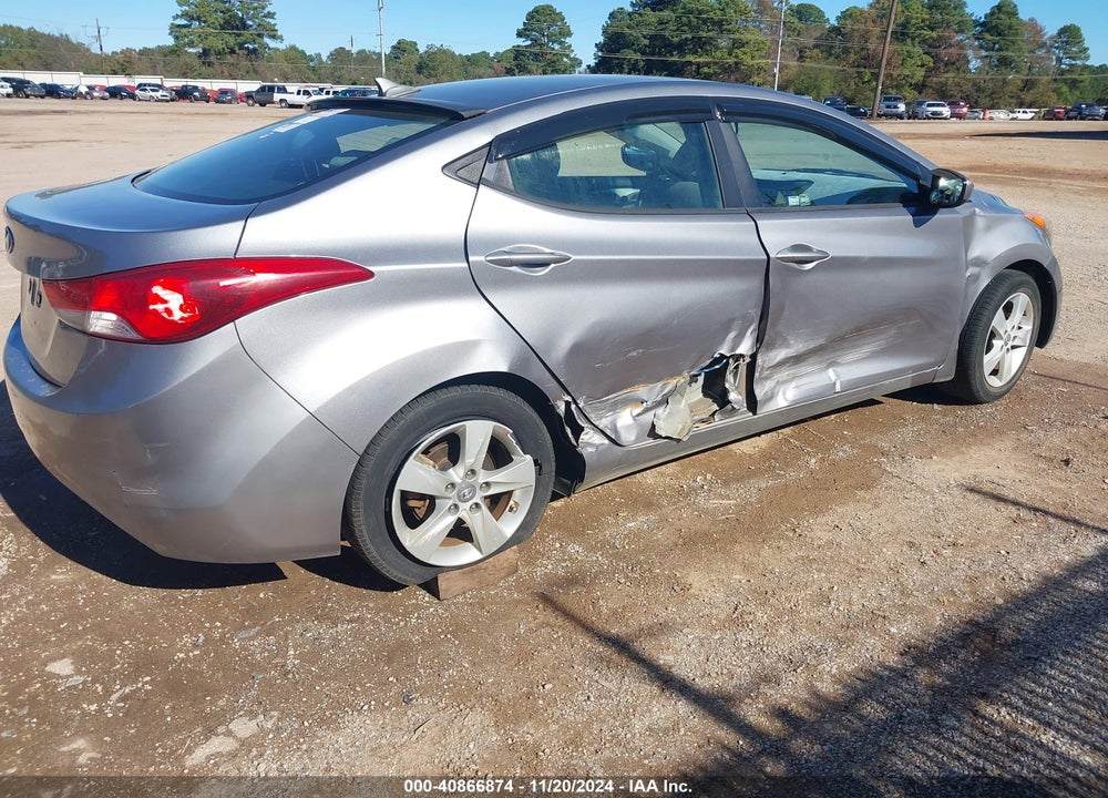 2013 HYUNDAI ELANTRA GLS VIN: KMHDH4AE5DU916582