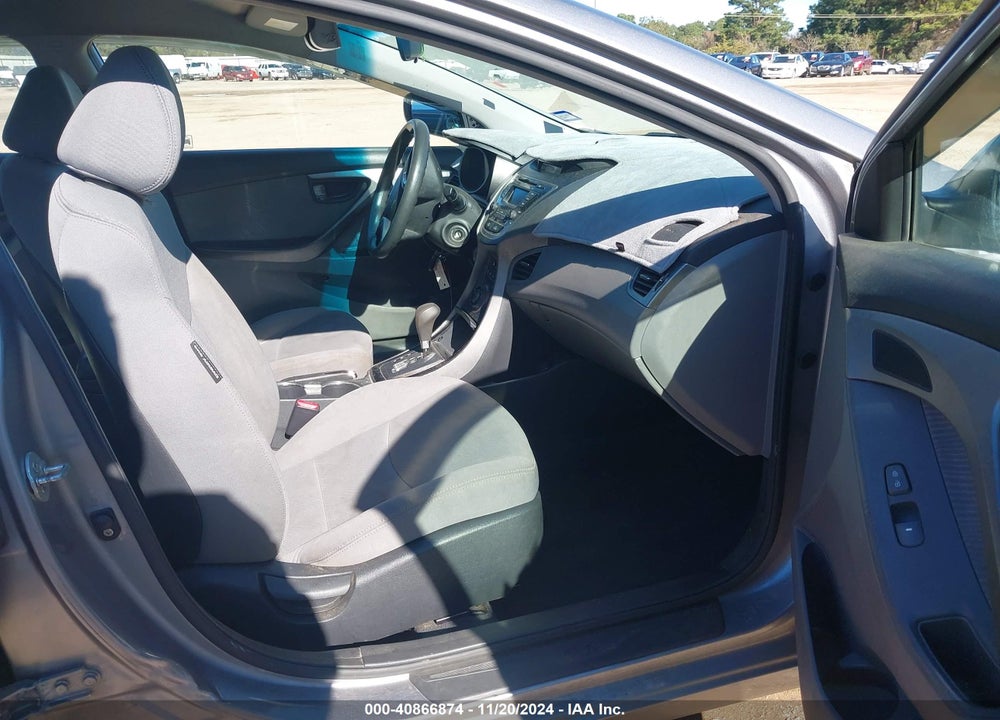 2013 HYUNDAI ELANTRA GLS VIN: KMHDH4AE5DU916582