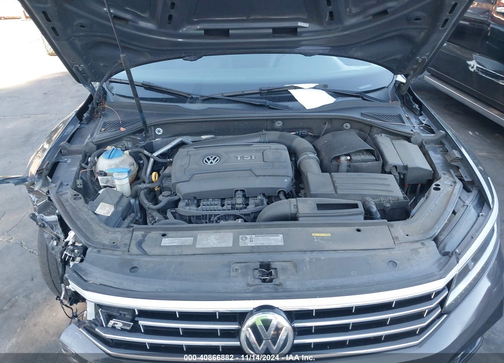 2017 VOLKSWAGEN PASSAT 1.8T R-LINE VIN: 1VWDT7A34HC084521