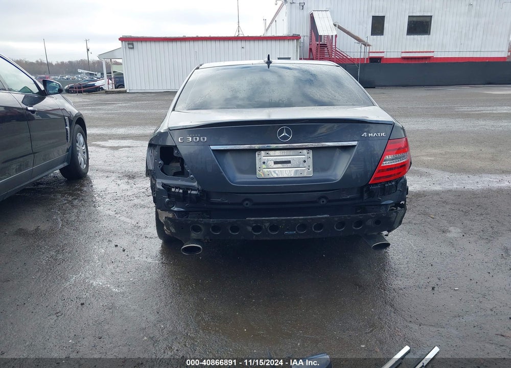 2014 MERCEDES-BENZ C 300 LUXURY 4MATIC/SPORT 4MATIC VIN: WDDGF8AB1ER323817