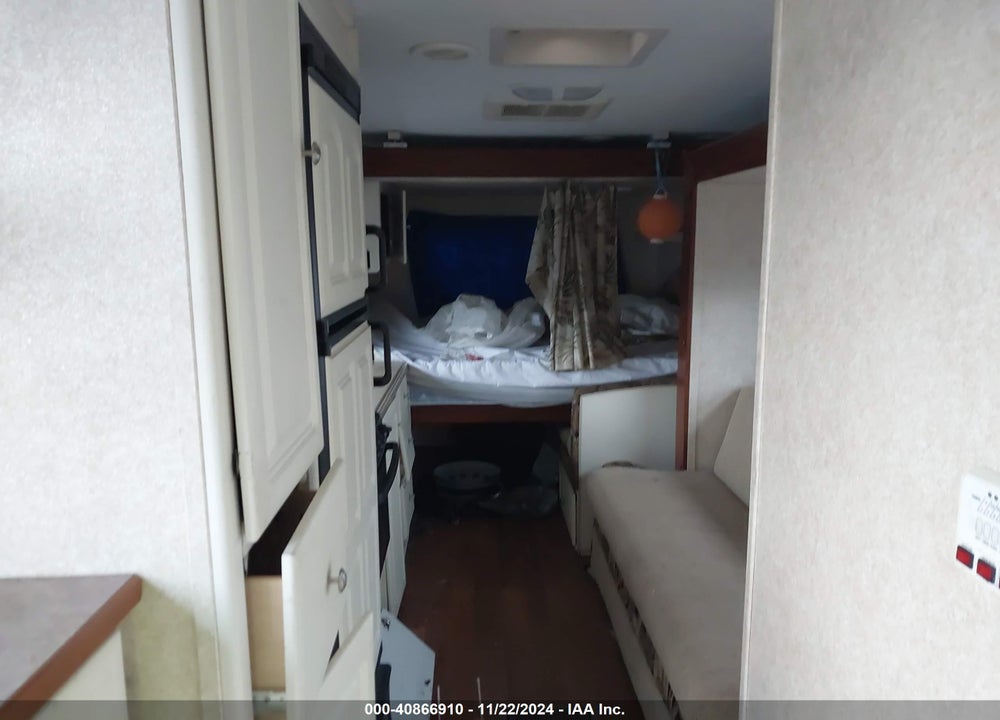 2007 KEYSTONE RV OUTBACK 25 RSS VIN: 4YDT25R247B450531
