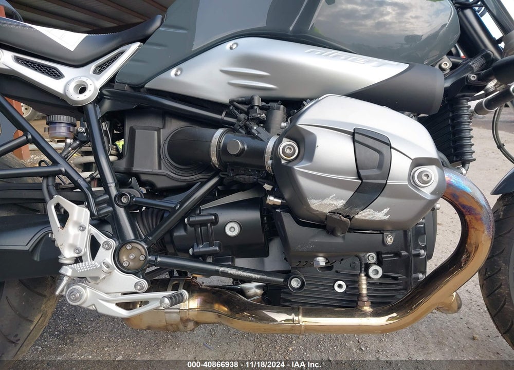 2019 BMW R NINE T PURE VIN: WB10J130XKZ731948