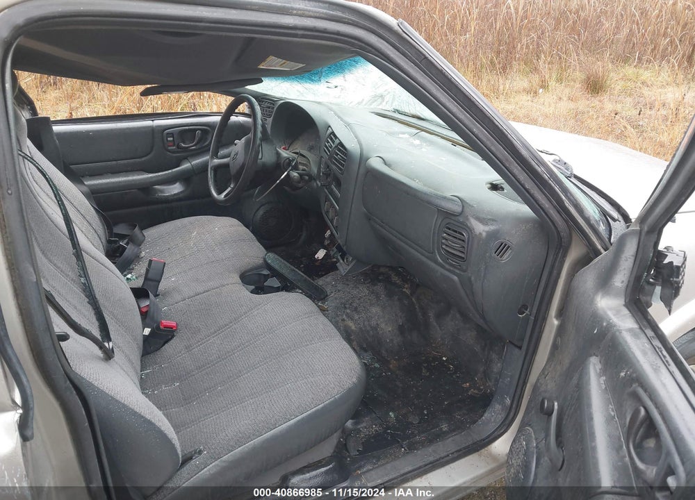 2001 CHEVROLET S-10 VIN: 1GCCS145X1K160623