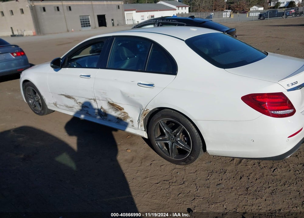 2019 MERCEDES-BENZ E 300 4MATIC VIN: WDDZF4KB1KA551388