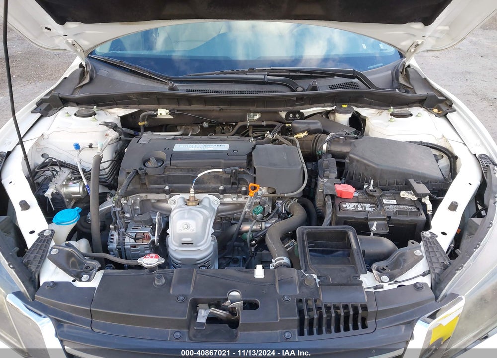 2015 HONDA ACCORD LX VIN: 1HGCR2F34FA244447
