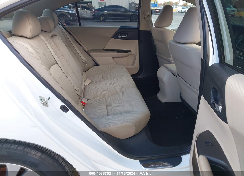 2015 HONDA ACCORD LX VIN: 1HGCR2F34FA244447