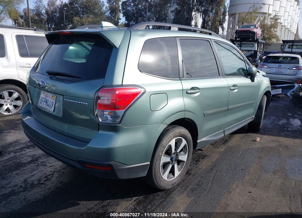 2018 SUBARU FORESTER 2.5I PREMIUM VIN: JF2SJAGC6JH582735