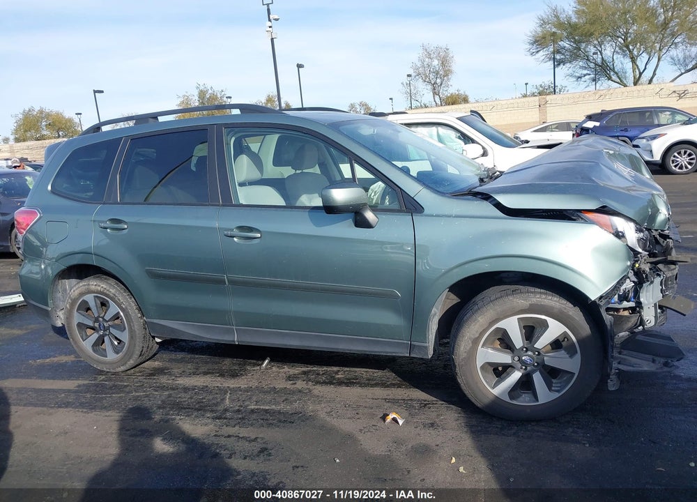 2018 SUBARU FORESTER 2.5I PREMIUM VIN: JF2SJAGC6JH582735