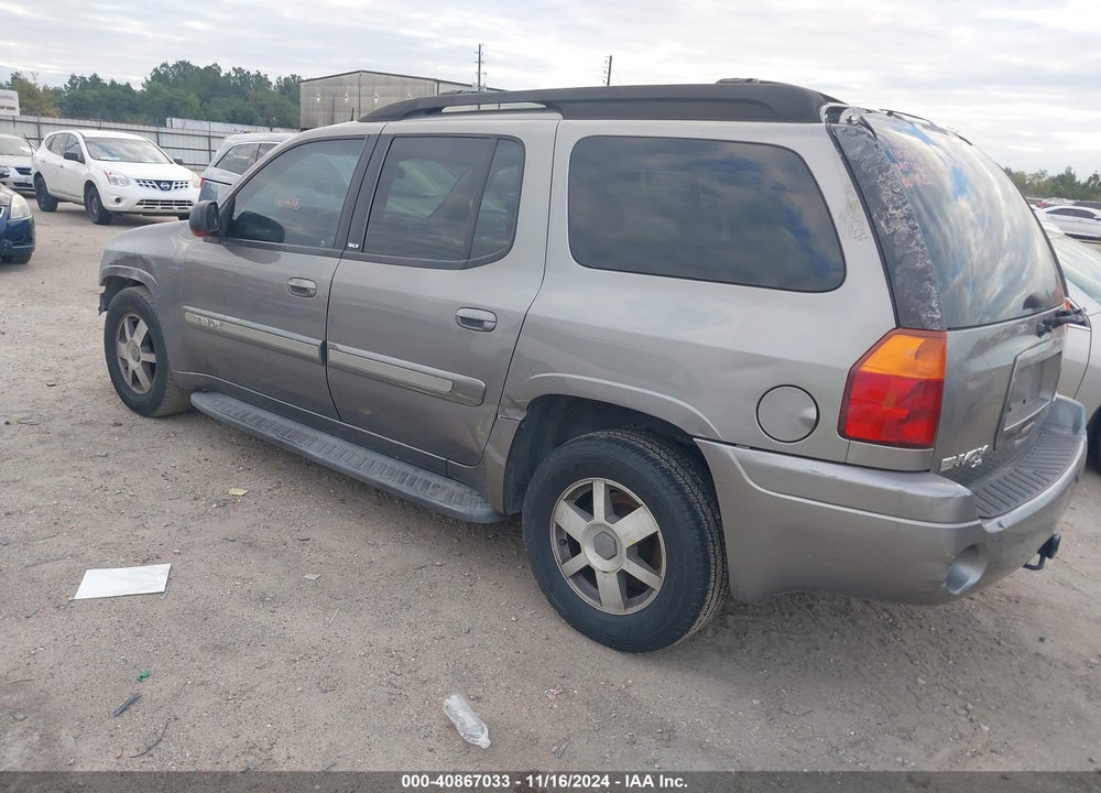 2005 GMC ENVOY XL SLT VIN: 1GKES16S756167978