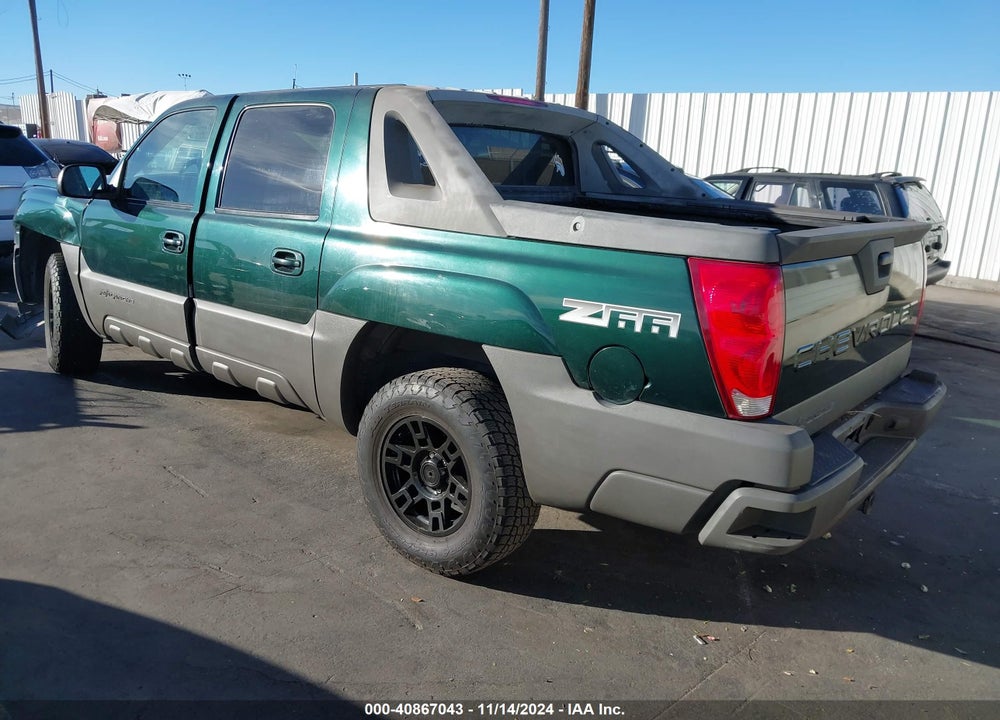 2002 CHEVROLET AVALANCHE 1500 VIN: 3GNEC13T22G215636