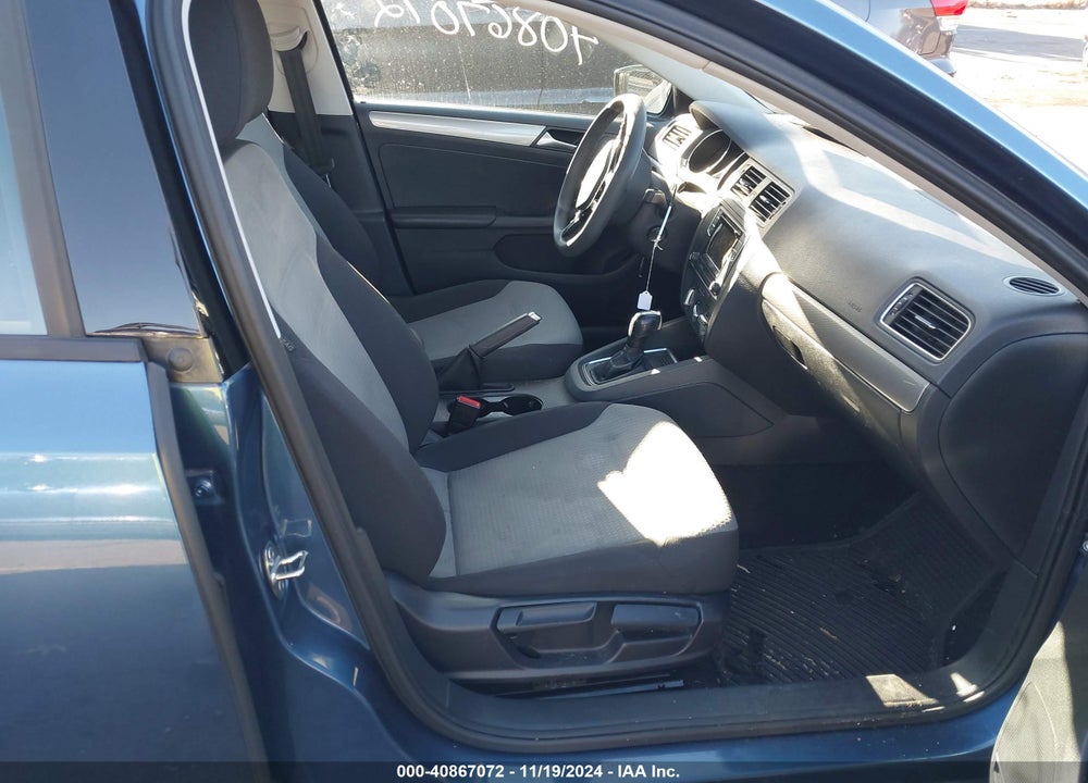 2018 VOLKSWAGEN JETTA 1.4T S VIN: 3VW2B7AJ7JM247272