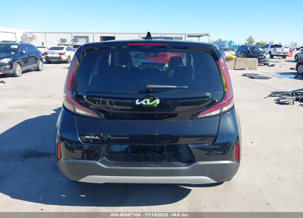 2023 KIA SOUL LX VIN: KNDJ23AU5P7839077