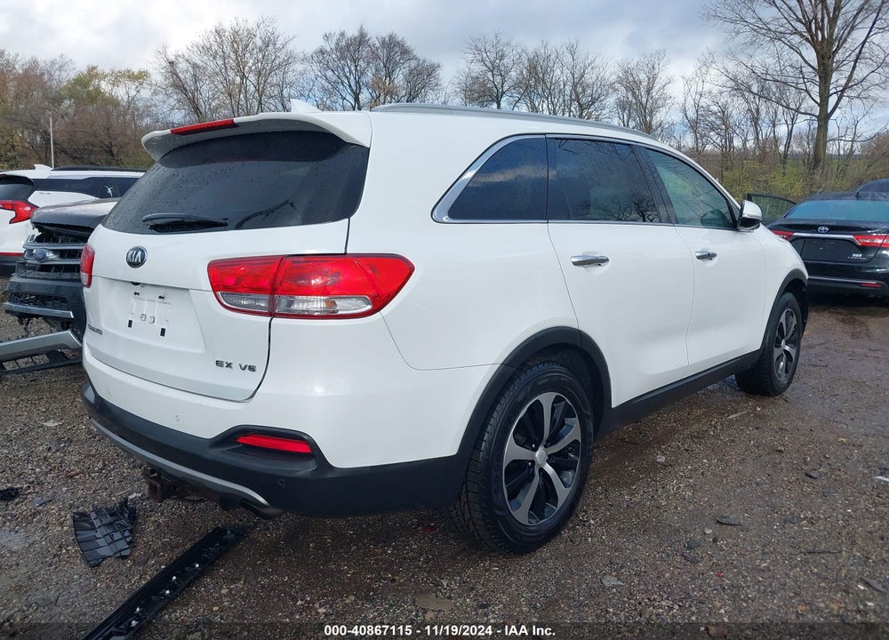 2017 KIA SORENTO 3.3L EX VIN: 5XYPH4A54HG322624