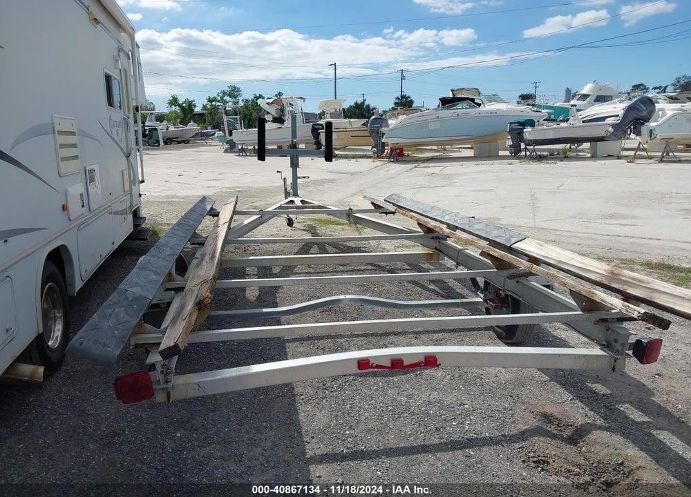 2017 CONTINENTAL BOAT TRAILER VIN: 1ZJBB2015HC026867