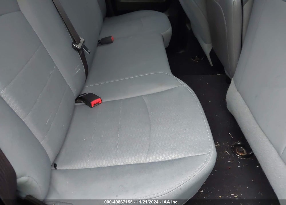 2015 RAM 1500 EXPRESS VIN: 1C6RR7FT1FS544602