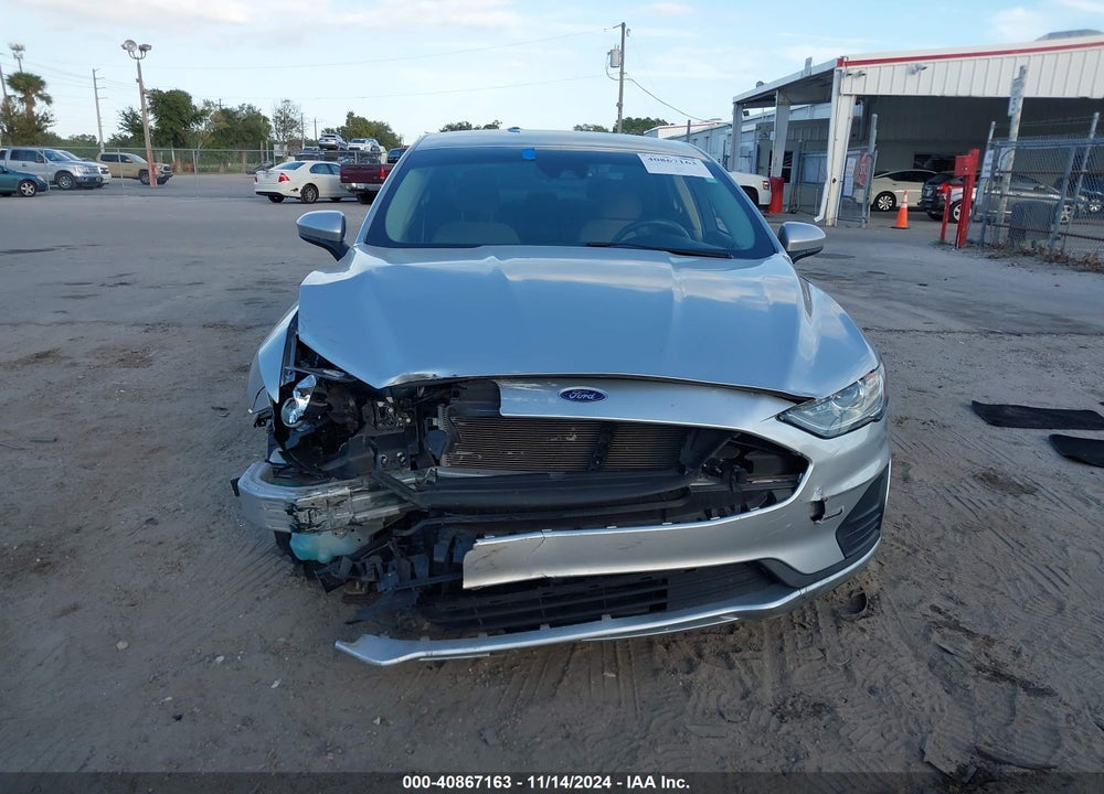 2019 FORD FUSION SE VIN: 3FA6P0HD9KR161937