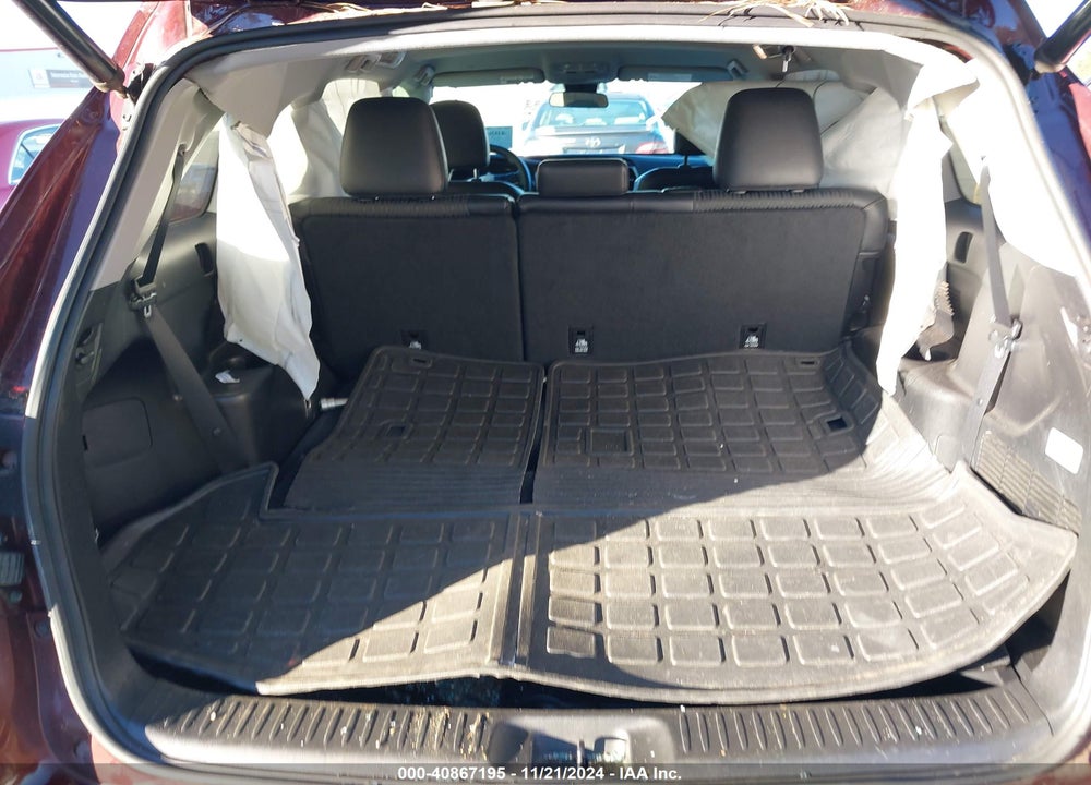 2019 TOYOTA HIGHLANDER LE PLUS VIN: 5TDZZRFH3KS343528
