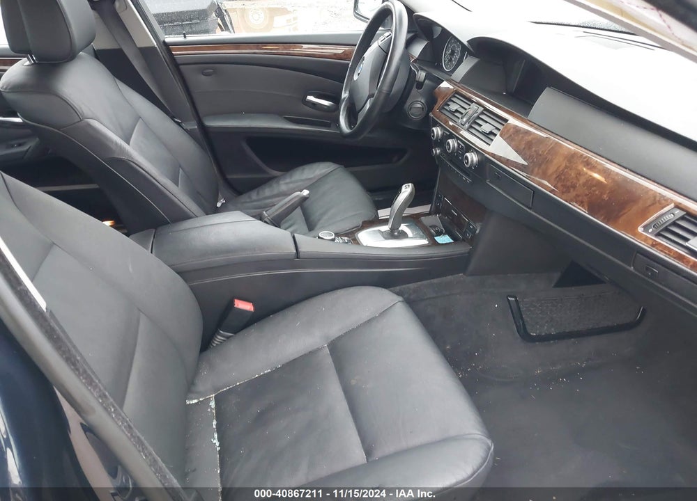 2010 BMW 528I XDRIVE VIN: WBANV1C55AC158285
