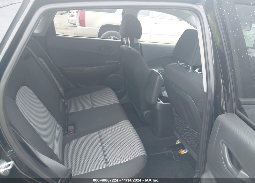 2018 HYUNDAI KONA SEL VIN: KM8K22AA9JU068597