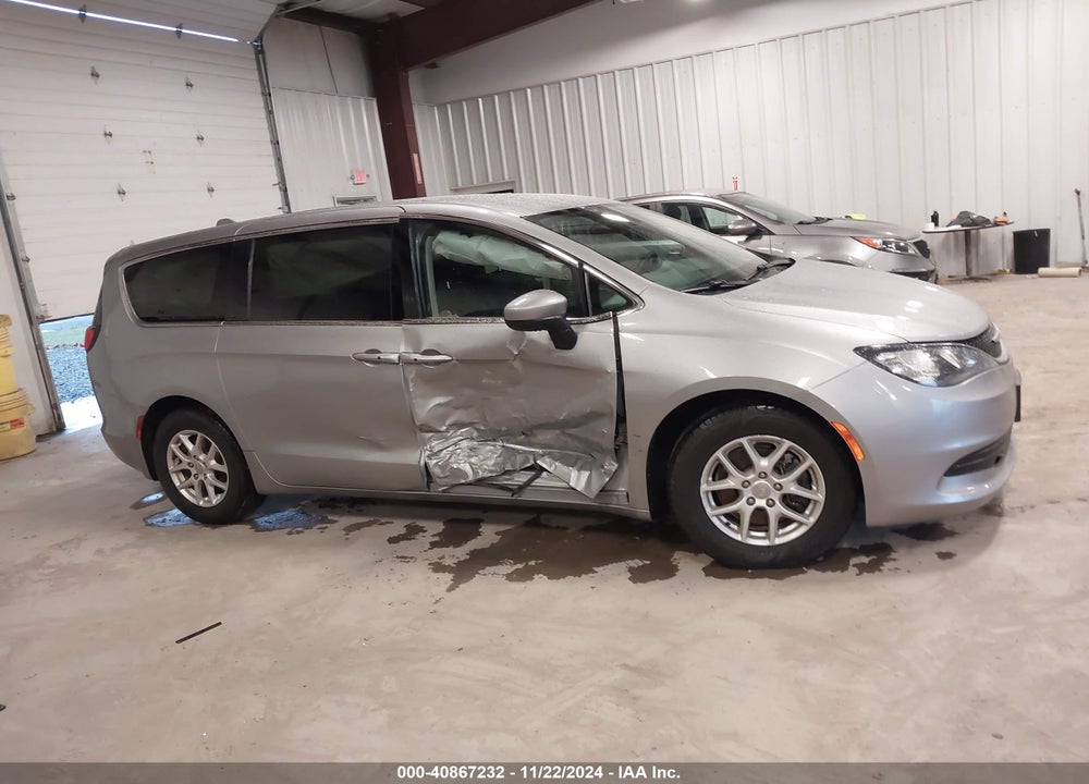 2017 CHRYSLER PACIFICA TOURING VIN: 2C4RC1DG7HR517177