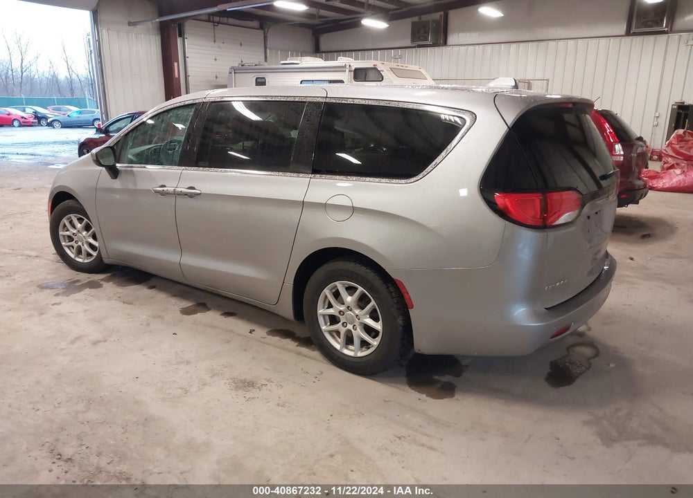 2017 CHRYSLER PACIFICA TOURING VIN: 2C4RC1DG7HR517177