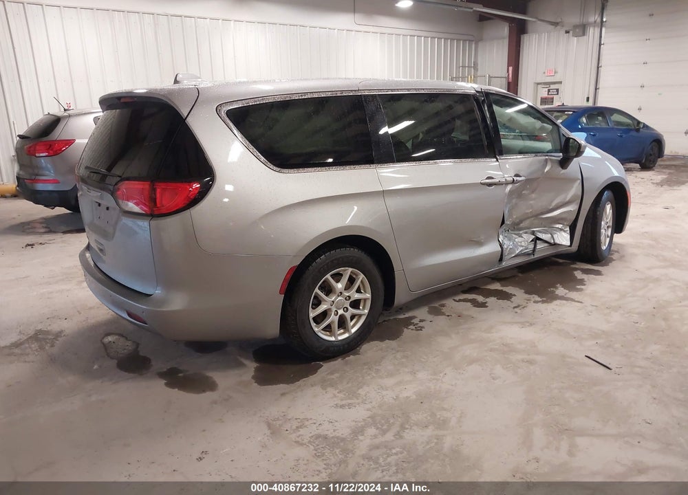 2017 CHRYSLER PACIFICA TOURING VIN: 2C4RC1DG7HR517177