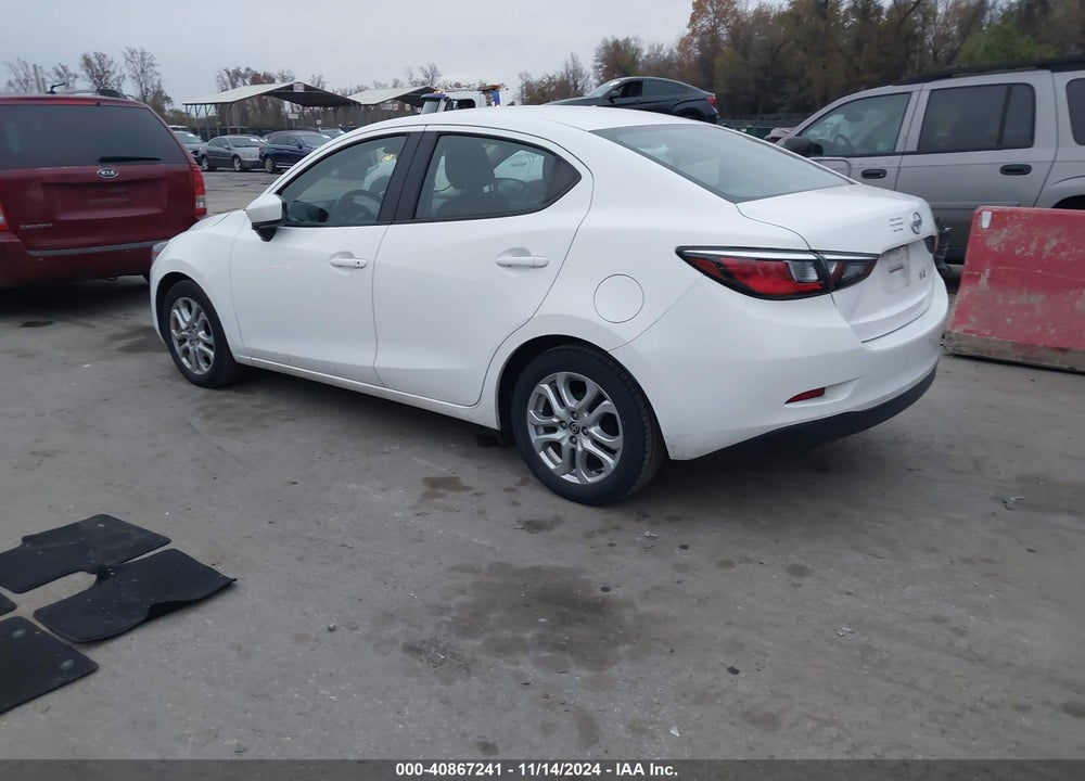 2016 SCION IA VIN: 3MYDLBZV9GY137118
