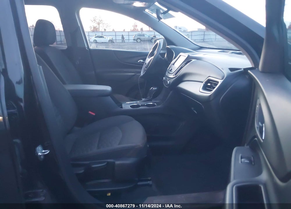 2018 CHEVROLET EQUINOX LT VIN: 2GNAXJEV8J6313128
