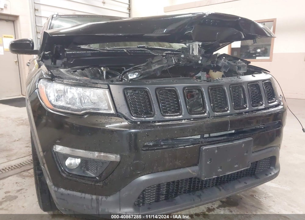 2019 JEEP COMPASS VIN: 3C4NJCBBXKT727168